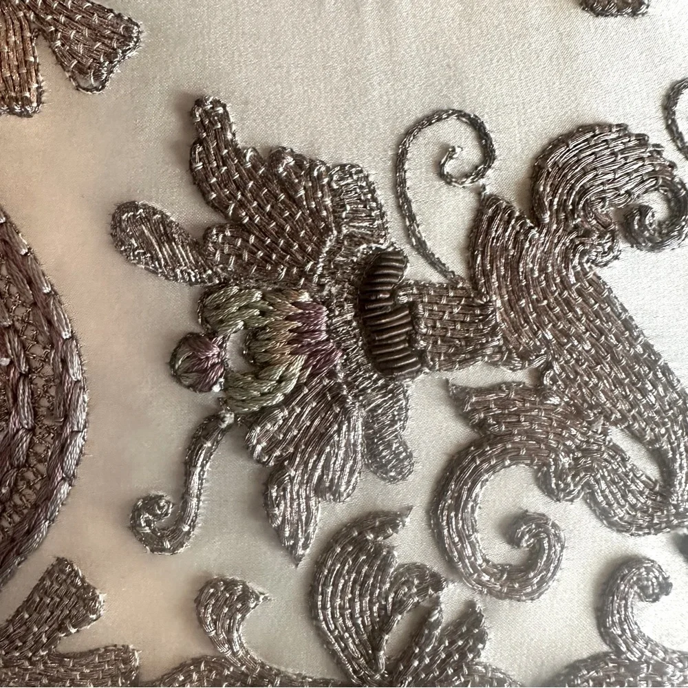 Gerry Nichol, Inc. NY NY Cushions‎ Silk Beaded Handcrafted Aubusson style